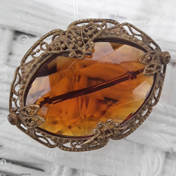 Vintage Ornate Dark Topaz Colored Pin Brooch - Picture 1 of 8